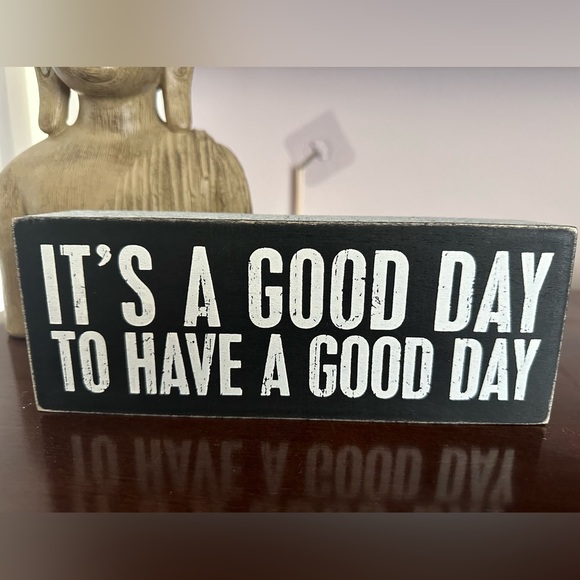 🏡 Primitives by Kathy “It’s a good day to have a good day” 8x3” black wood sign - Picture 1 of 6